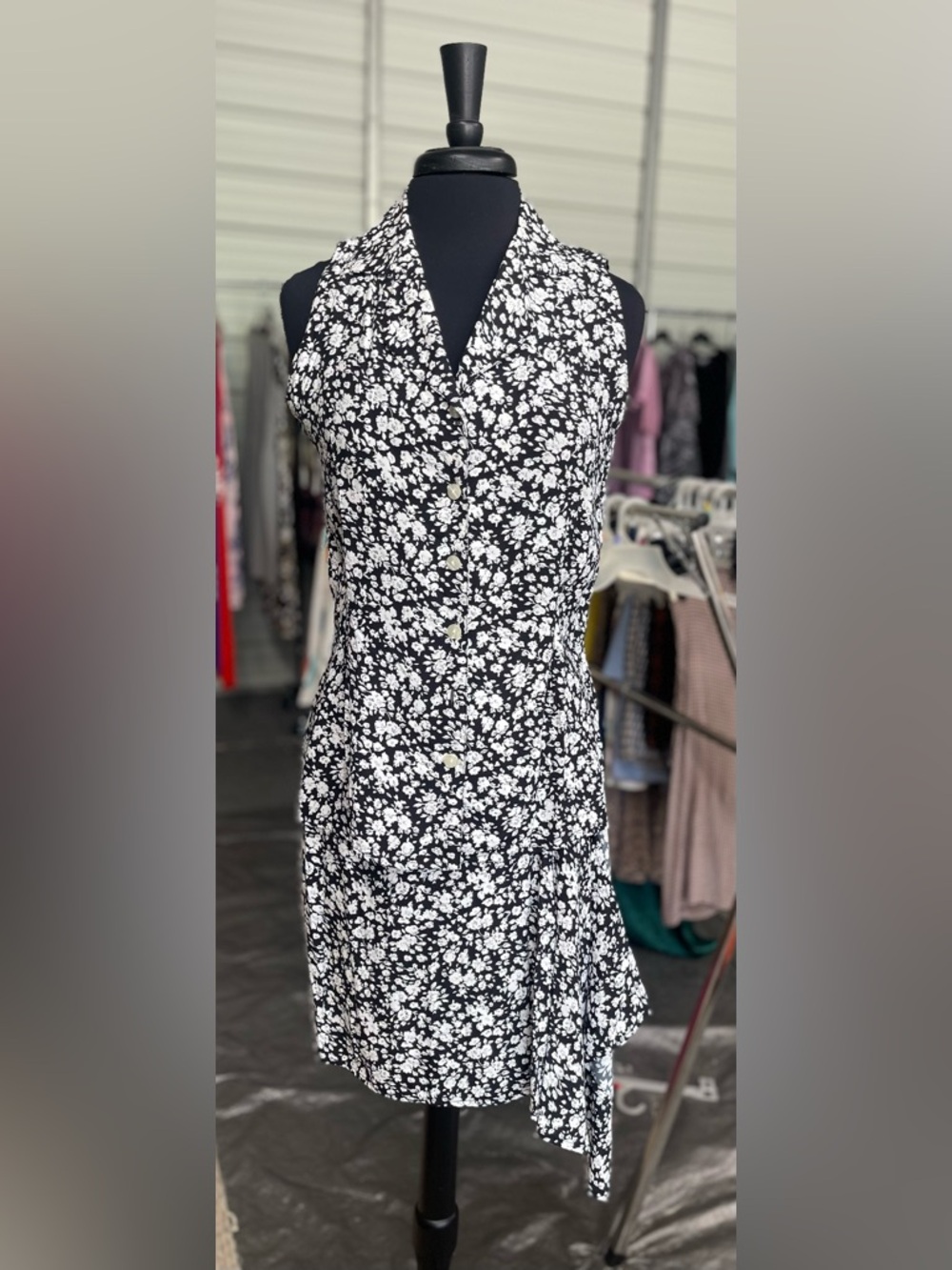 Vintage - Women’s Black & White Floral Asymmetrical Dress